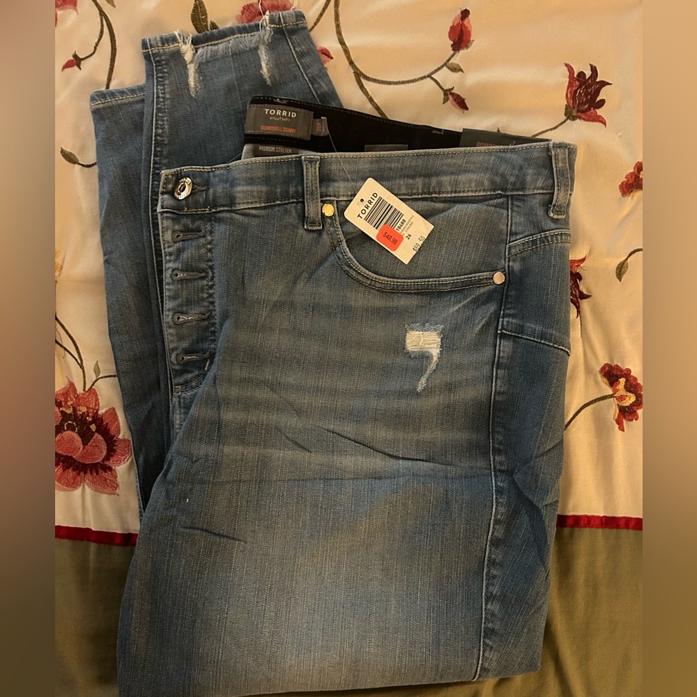 Torrid Bombshell Skinny Distressed Jeans